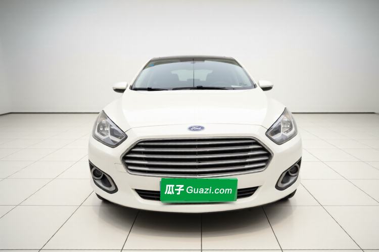 Used Ford Escort 2015 1.5L Manual Comfort Model
