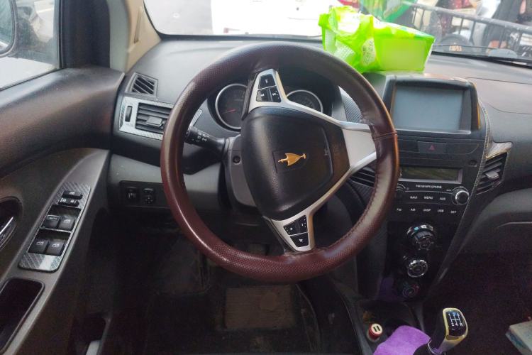 Used Jinbei Zhishang S30 2014 1.5L Manual Luxury Model Steering Wheel