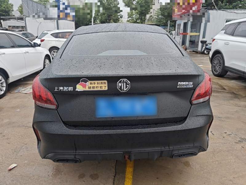 Used MG 5 2023 180 DVVT Manual Fashion Edition — 5