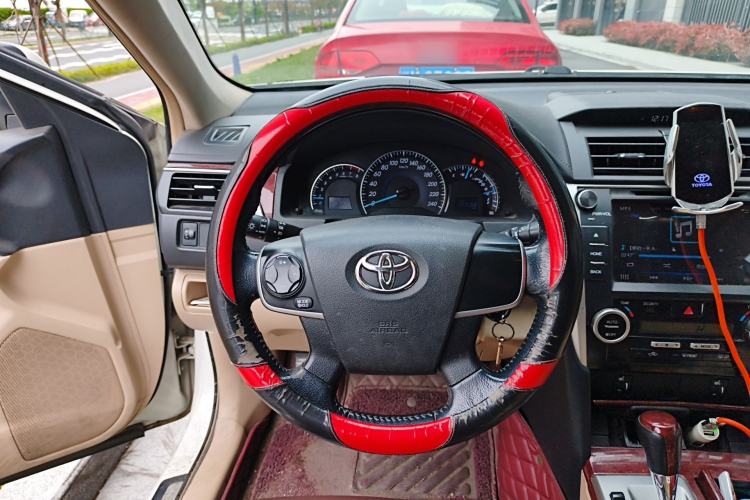 Used Toyota Camry 2013 2.0G Comfort Edition
