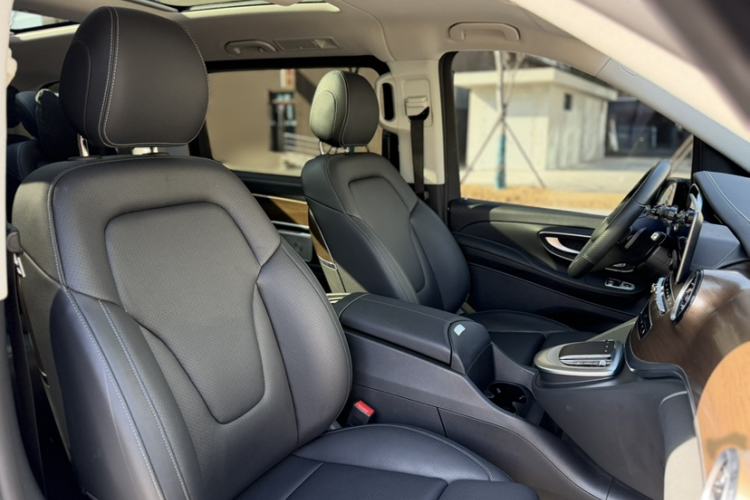 Used Mercedes-Benz V-Class 2022 V 260 Prestige Edition
