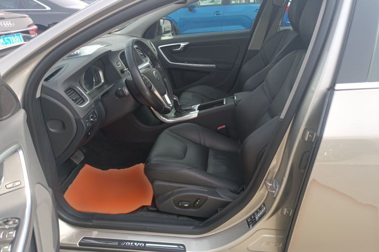 Used Volvo S60 2015 S60L T5 Intelligent Drive Edition
