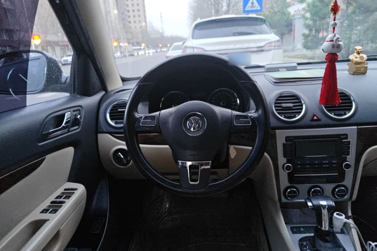 Used Volkswagen Lavida 2011 1.4 TSI DSG Prestige Edition Steering Wheel