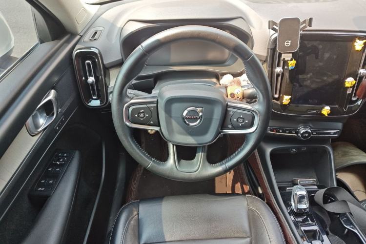 Used Volvo XC40 2020 T4 Four-Wheel Drive Smart Luxury Edition Steering Wheel