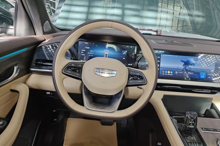 Used Geely Auto Monjaro L 2025 Dongfang Yao 2.0TD Automatic All-Wheel-Drive Wangyue Edition
