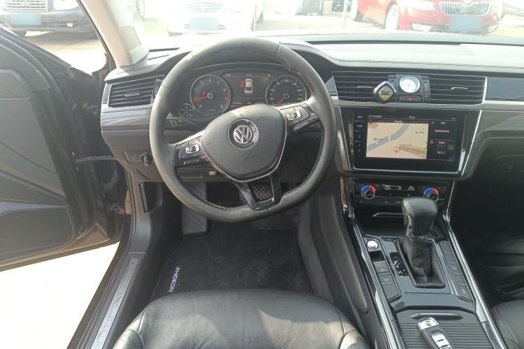 Used Volkswagen Phideon 2018 Revised Version 380TSI Two-Wheel Drive Business Edition