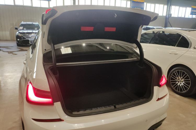 Used BMW 3 Series 2021 Restyled 325Li M Sport Package