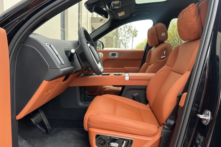 Used Li Auto L8 2023 Air model
