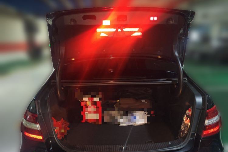 Used Mercedes-Benz E-Class 2011 E 300 L Elegant Model