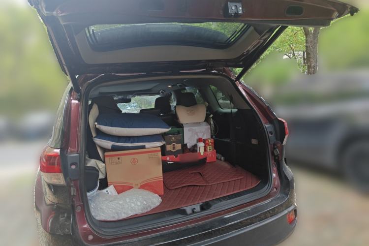 Used Toyota Highlander 2018 2.0T Four-Wheel Drive Prestige Version 7 Seats China VI Standard
