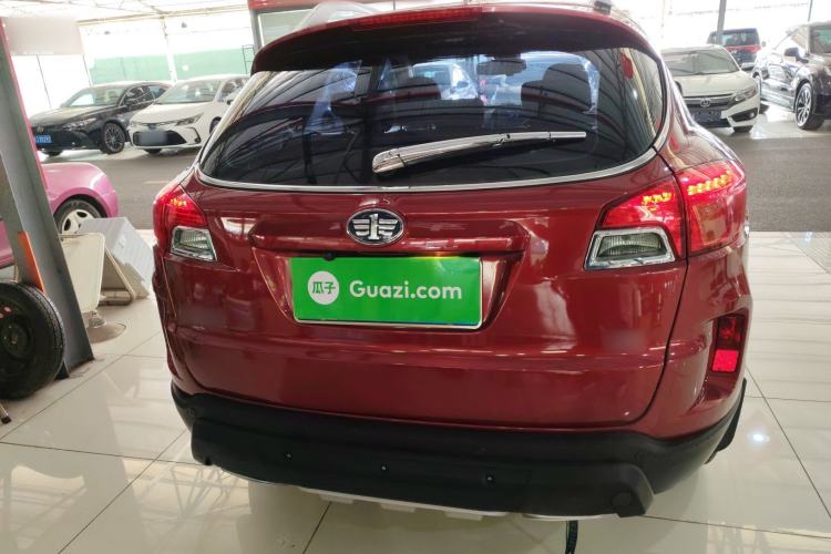 Used Bestune X80 2013 2.0L automatic comfort version
