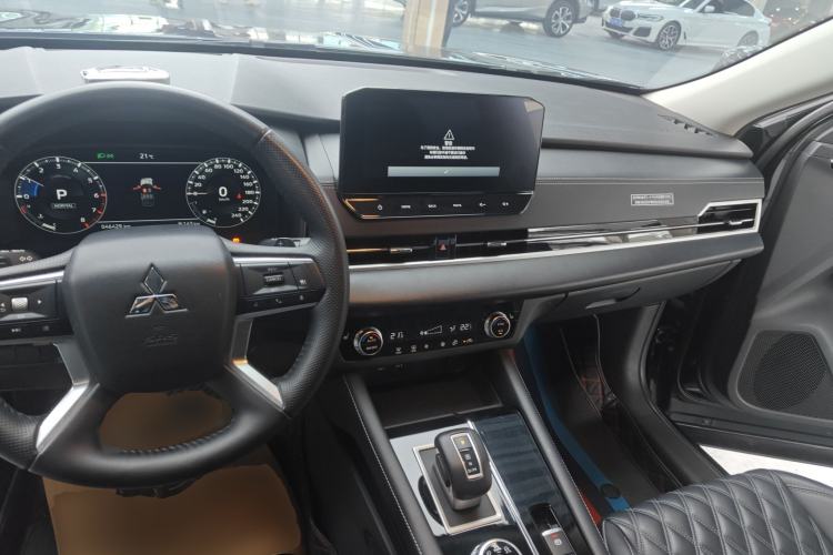 Used Mitsubishi Outlander 2023 1.5T CVT Four-Wheel Drive Prestige Edition 7 Seats