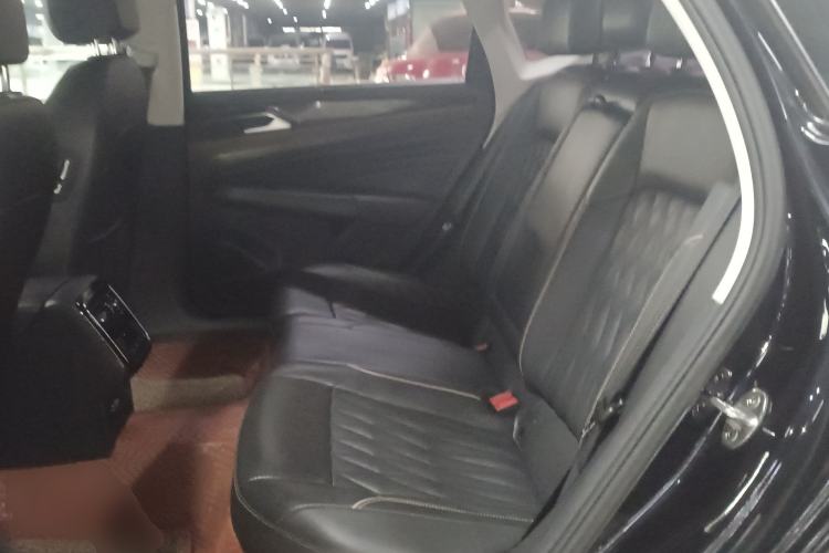 Used Volkswagen Passat 2019 380TSI Luxury Edition China VI Standard
