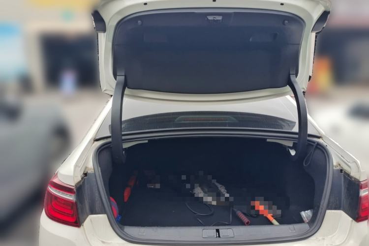 Used Citroen C6 2017 380THP Prestige Model Trunk