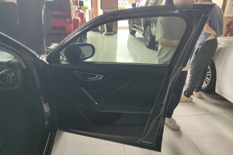 Used Audi Q2L 2018 35 TFSI Launch Exclusive Edition China VI
