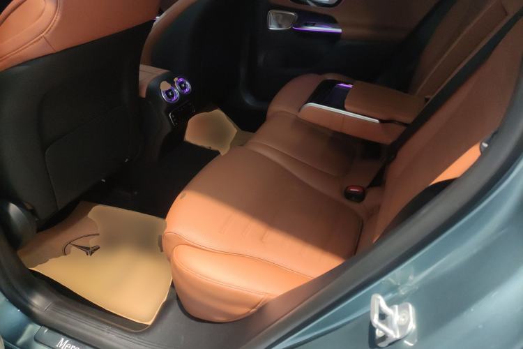 Used Mercedes-Benz GLC 2025 GLC 300 L 4MATIC Luxury Model 5 Seats