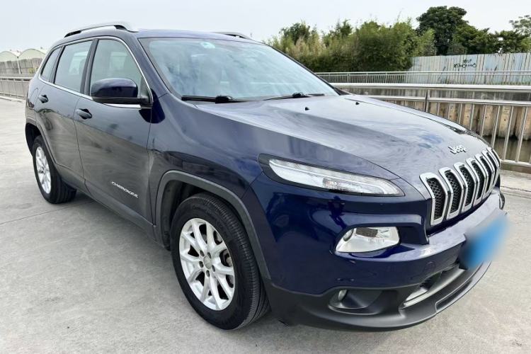 Used Jeep Cherokee 2016 2.4L Leading Edition