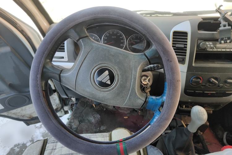 Used Foton Scenic 2011 2.0L Express Classic Long-Wheelbase Version 486EQV4
