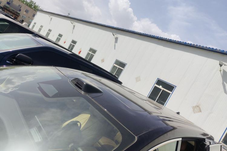 Used Denza D9 2025 DM-i Intelligent Drive 1020 Four-Wheel Drive Flagship Model Roof