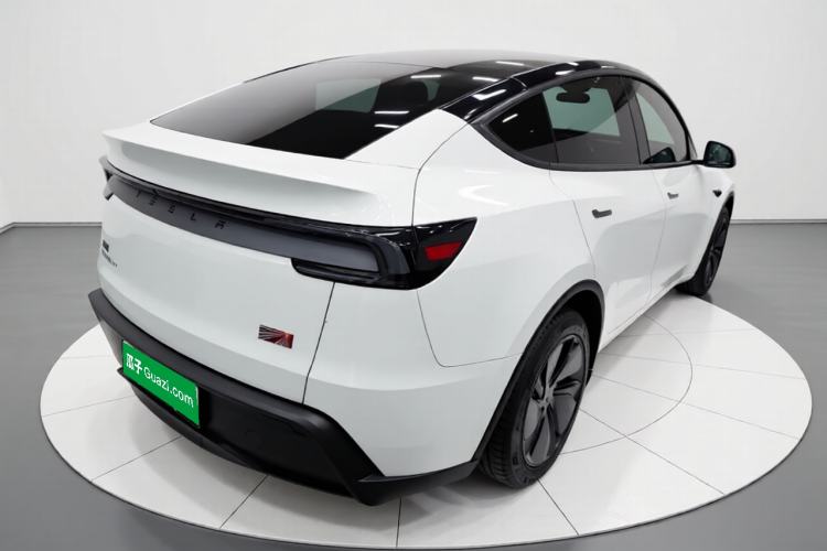 Used Tesla Model Y 2025 Long-Range All-Wheel Drive First Edition
