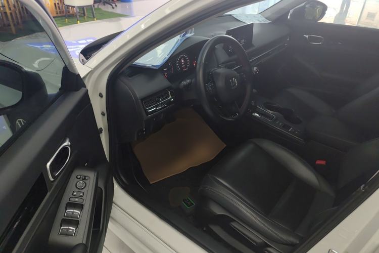 Used Honda Civic 2023 240TURBO CVT Dynamic Edition
