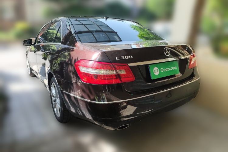Used Mercedes-Benz E-Class 2009 E 300 Elegant Model