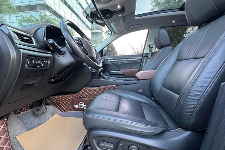 Used GAC Trumpchi GS7 2017 320T Two-Wheel-Drive Luxury Smart Connectivity Model