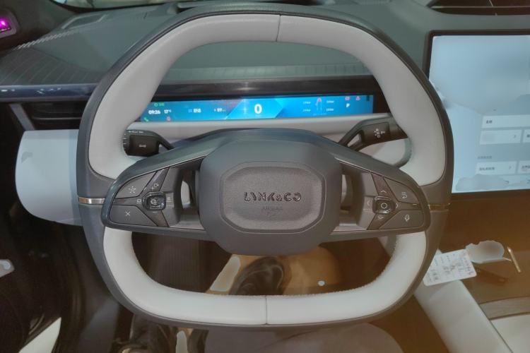 Used Lynk & Co Z10 2025 95 kWh 702 km All-Wheel Drive Intelligent Driving Ultra