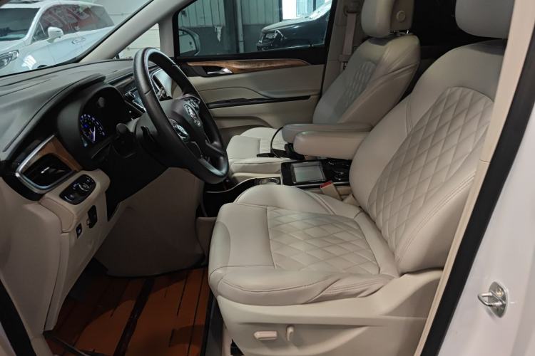 Used Buick GL8 2018 ES 28T Comfort Model China VI Standard
