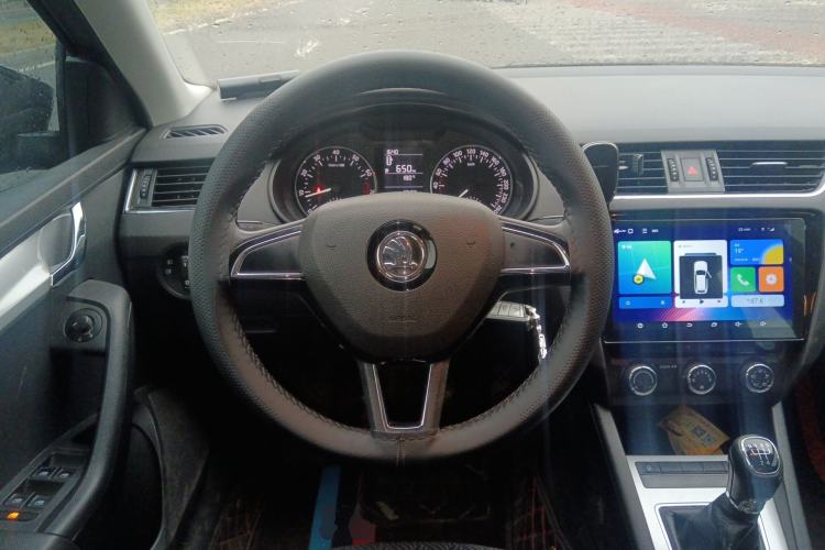 Used Skoda Octavia 2017 1.6L Manual Trend Edition Steering Wheel