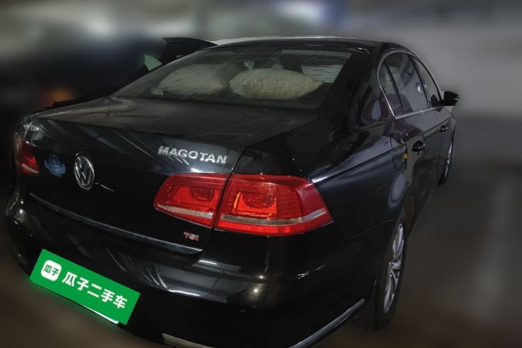 Used Volkswagen Magotan 2015 Revised Version 2.0 TSI Luxury Edition Rear Right 45 Deg