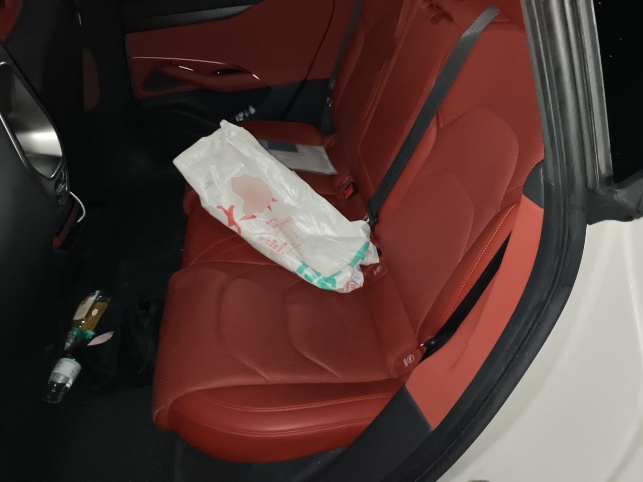 Xiaomi Auto SU7 2024 Four-Wheel Drive Ultra-Long Range Advanced Intelligent Driving Max Edition — снимка 17