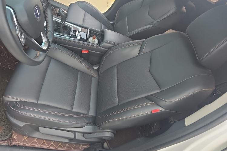 Used CHANGAN Eado 2018 1.6L GDI Manual Trendy Model China V Standard Left Front Seat