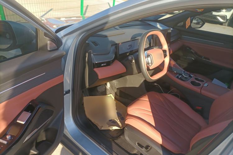 Used Geely Galaxy L6 2025 EM-i 140km Starship Edition