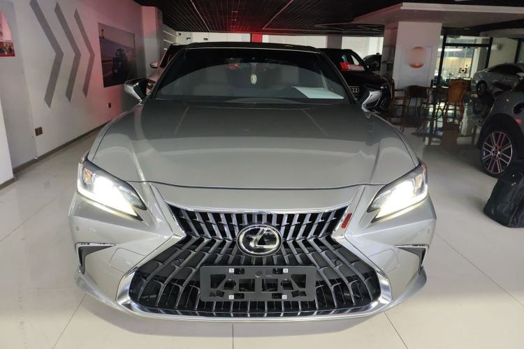 Used Lexus ES 2024 200 Premium Edition
