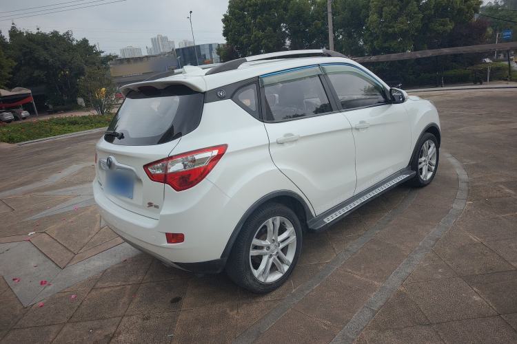Used CHANGAN CS35 2016 1.6L Manual Luxury Model China V Standard Rear Right 45 Deg