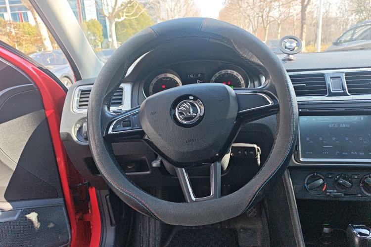 Used Skoda Rapid Spaceback 2018 1.6L Automatic Comfort Edition