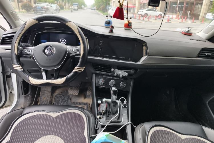 Used Volkswagen Sagitar 2022 280TSI DSG Excellence Edition Center Console