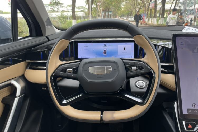 Used Geely Auto FX11 2023 1.5TD DCT Prestige Edition