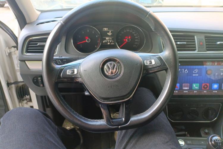 Used Volkswagen Lavida 2017 1.6L Manual Comfort Edition Steering Wheel