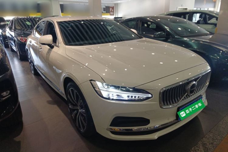 Used Volvo S90 2022 B5 Zhiyuan Luxury Edition
