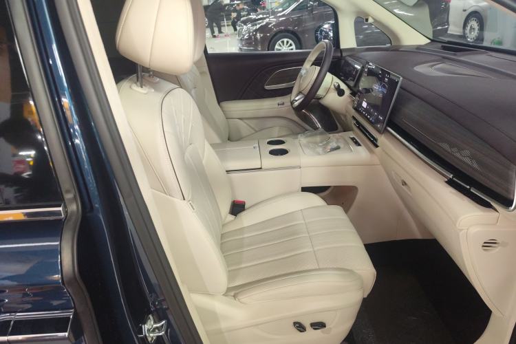 Used VOYAH Dream 2026 Model PHEV Qiankun Ultra
