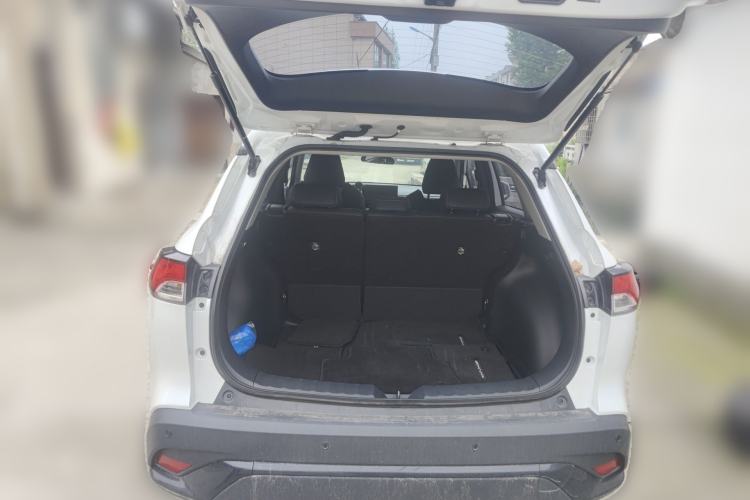 Used Toyota FRONTLANDER 2024 2.0L CVT Elite Plus Edition Trunk