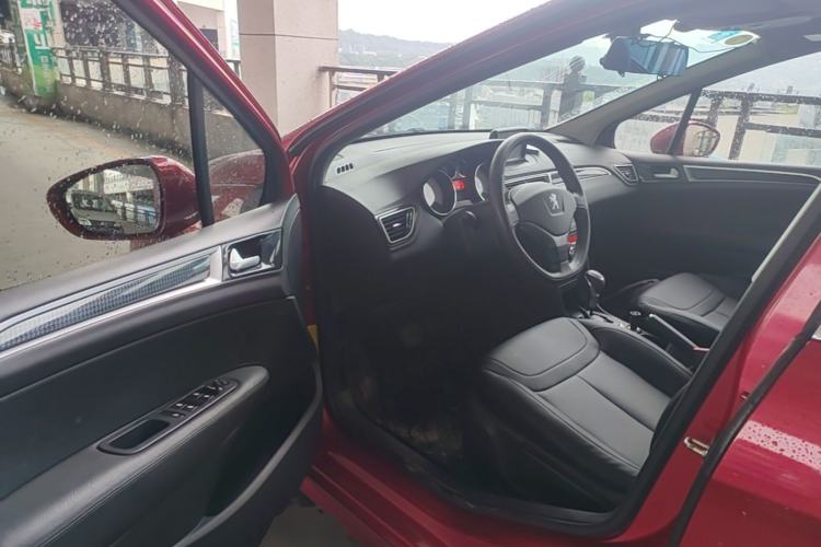 Used Peugeot 308 2014 Enjoy Edition Classic 1.6L Automatic Premium Model
