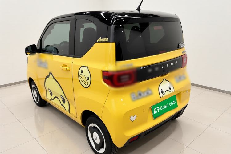 Used Wuling Hongguang MINIEV 2022 Macaron Premium Model – Lithium Ternary Battery