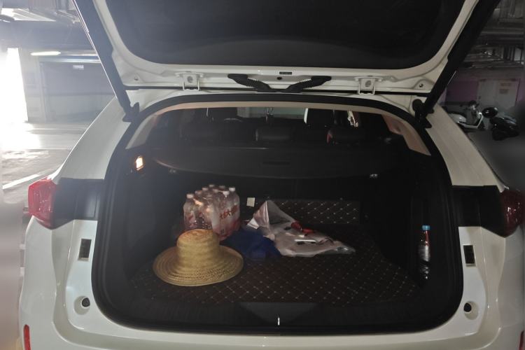 Used Wey VV7 2017 2.0T Ultra-Luxury Version
