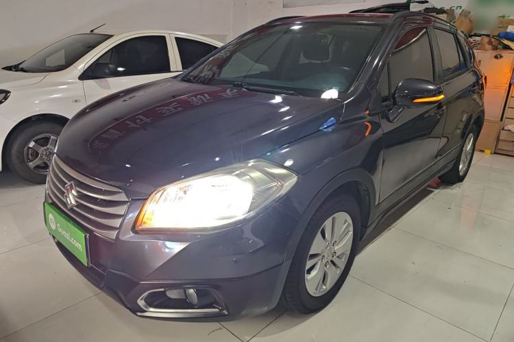 Used Suzuki S-Cross 2015 1.6L CVT Two-Wheel Drive Entry-Level Trim