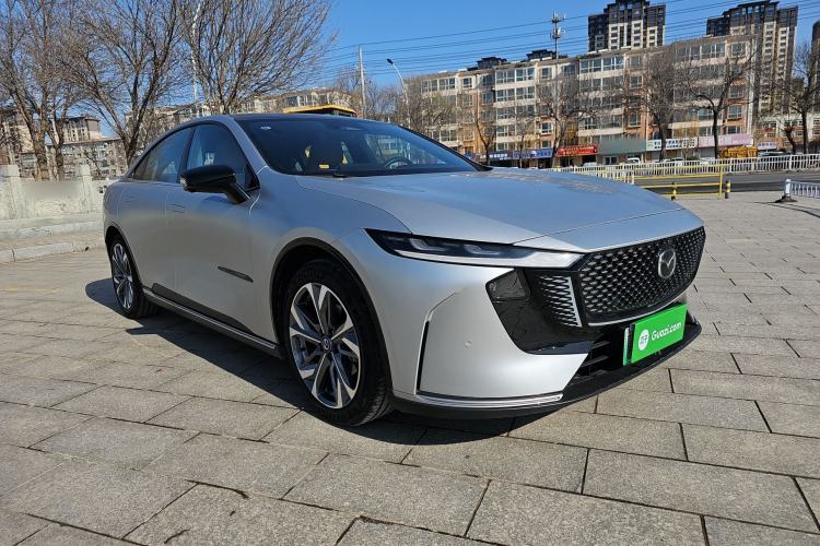Used Mazda EZ-6 2024 Range-Extended 200 Luxury Edition

