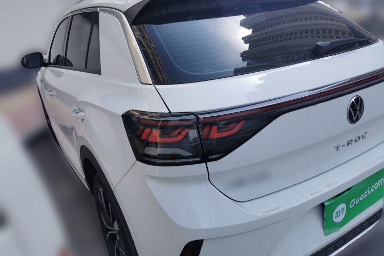 Used Volkswagen T-ROC 2023 300TSI DSG Two-Wheel-Drive Chen Guang Edition
