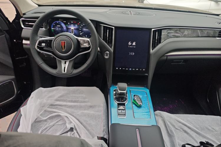 Used Hongqi HS7 PHEV 2025 Model 2.0T PHEV Four-Wheel Drive 2 Million Units Commemorative Edition 6-Seater
